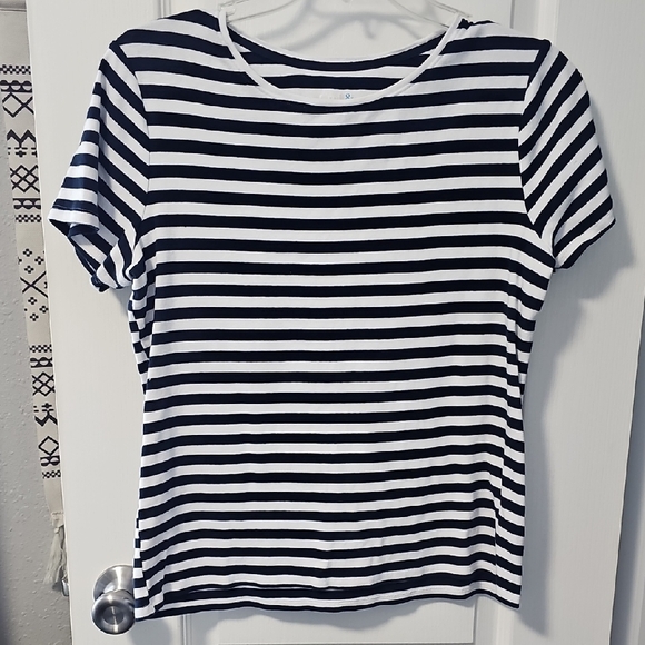 croft & barrow Tops - Croft & Barrow Navy and White Striped Short Sleeve Tee